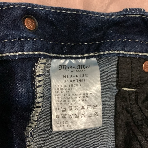 COPY - Miss Me Jeans Straight Leg - Picture 5 of 7